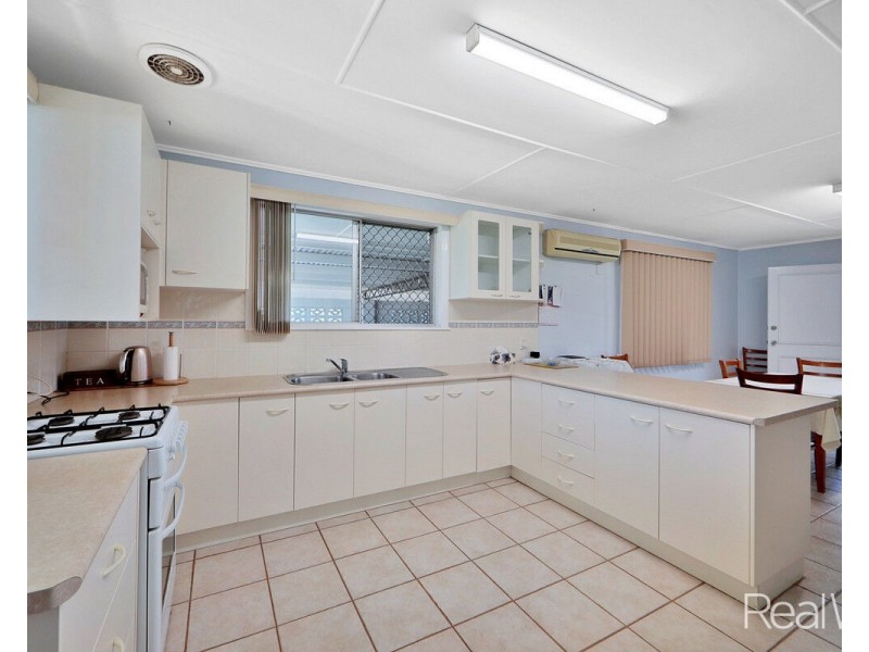 11 Child Street, Svensson Heights QLD 4670