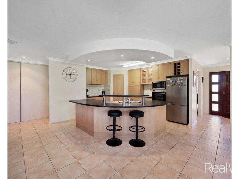 13 Luke Court, Bargara QLD 4670