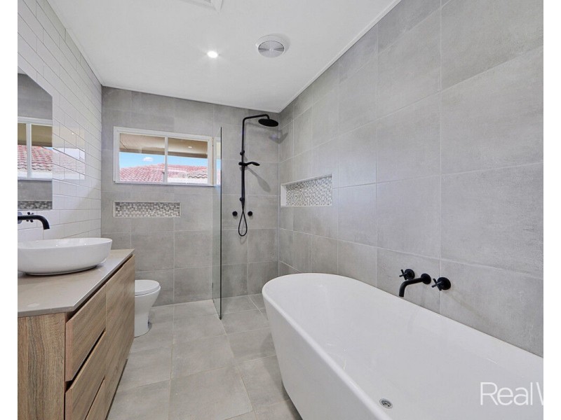 182 Walker Street, Svensson Heights QLD 4670