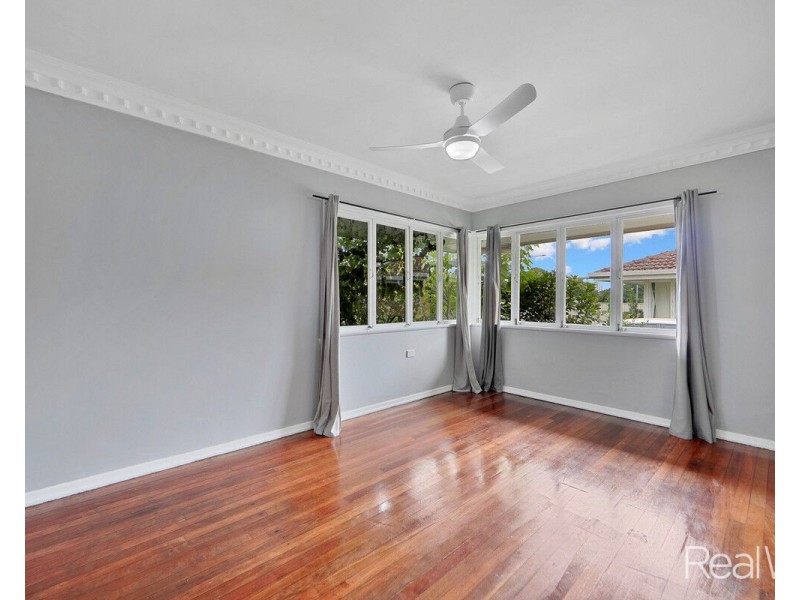 182 Walker Street, Svensson Heights QLD 4670