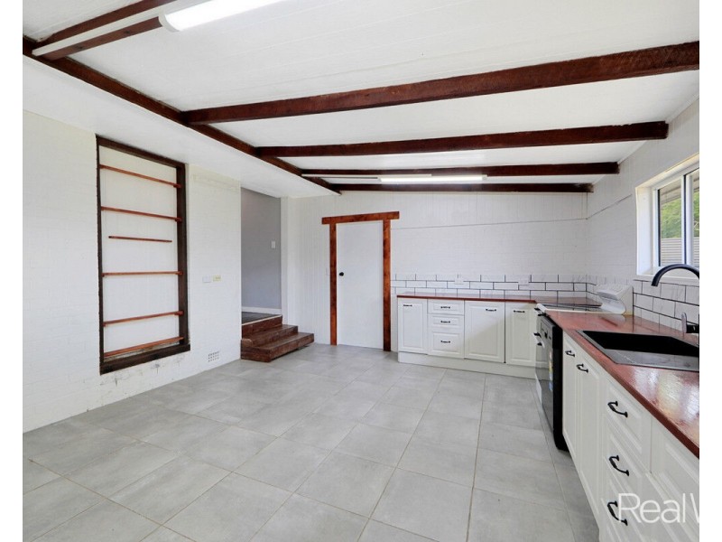 182 Walker Street, Svensson Heights QLD 4670