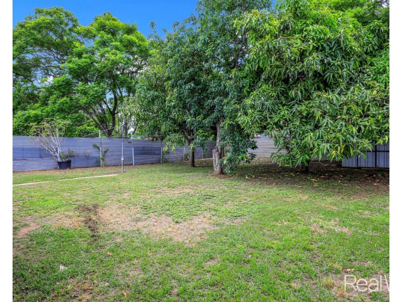 182 Walker Street, Svensson Heights QLD 4670