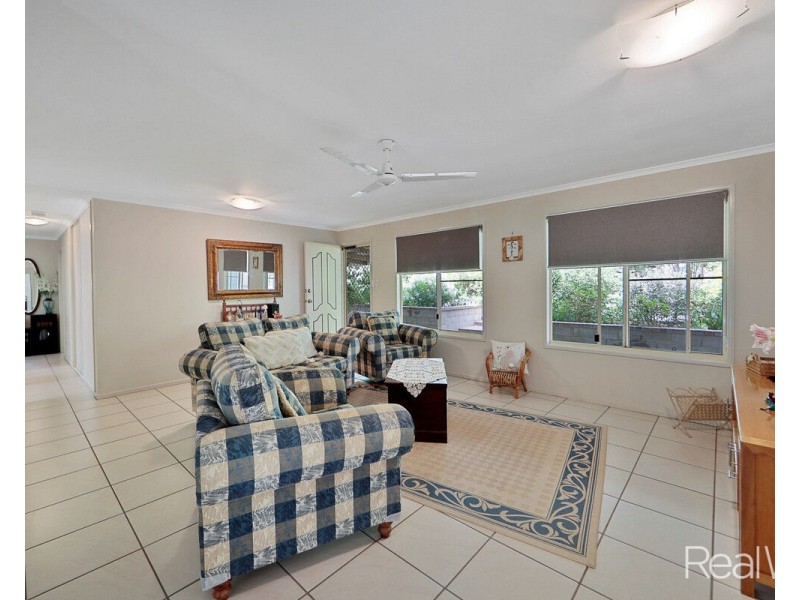 9 De Ville Court, South Bingera QLD 4670