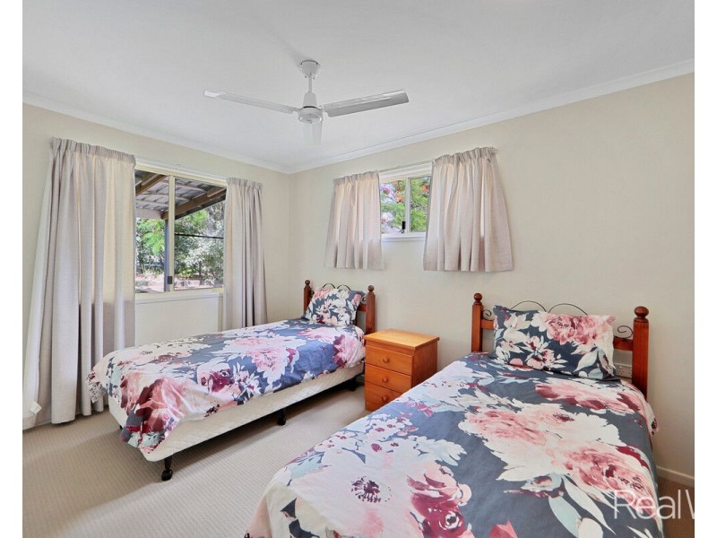 9 De Ville Court, South Bingera QLD 4670