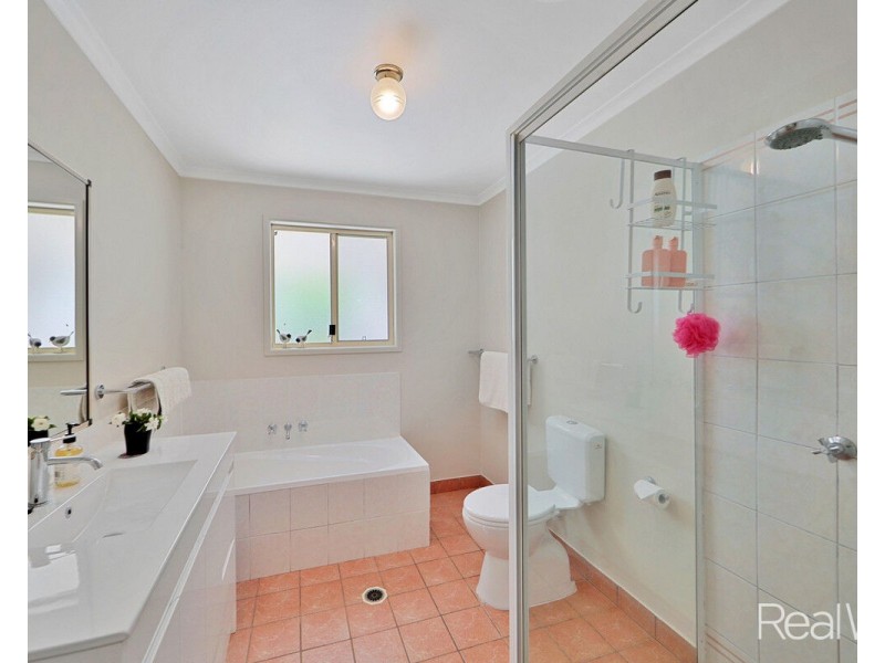 9 De Ville Court, South Bingera QLD 4670