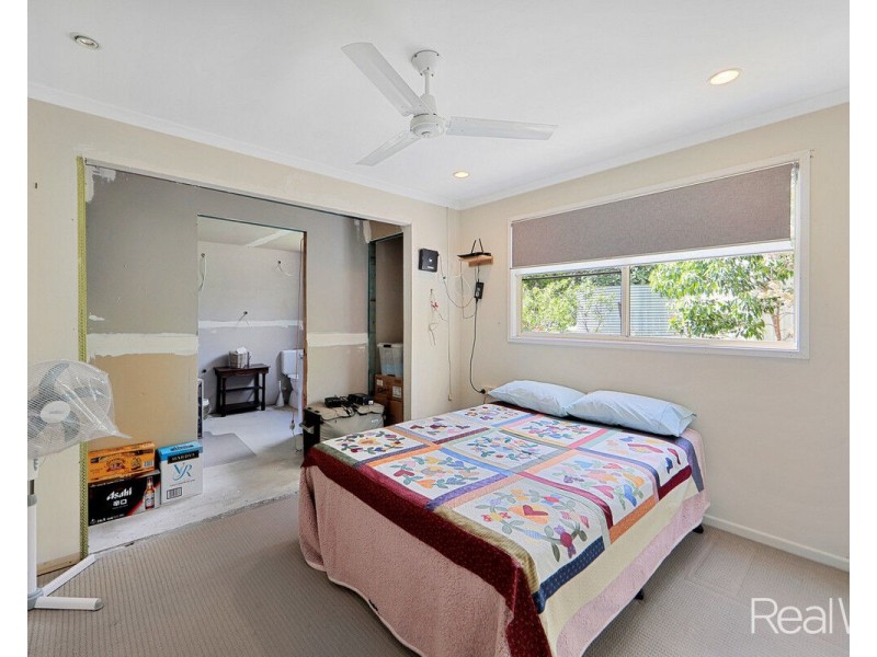 9 De Ville Court, South Bingera QLD 4670