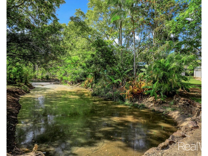 9 De Ville Court, South Bingera QLD 4670