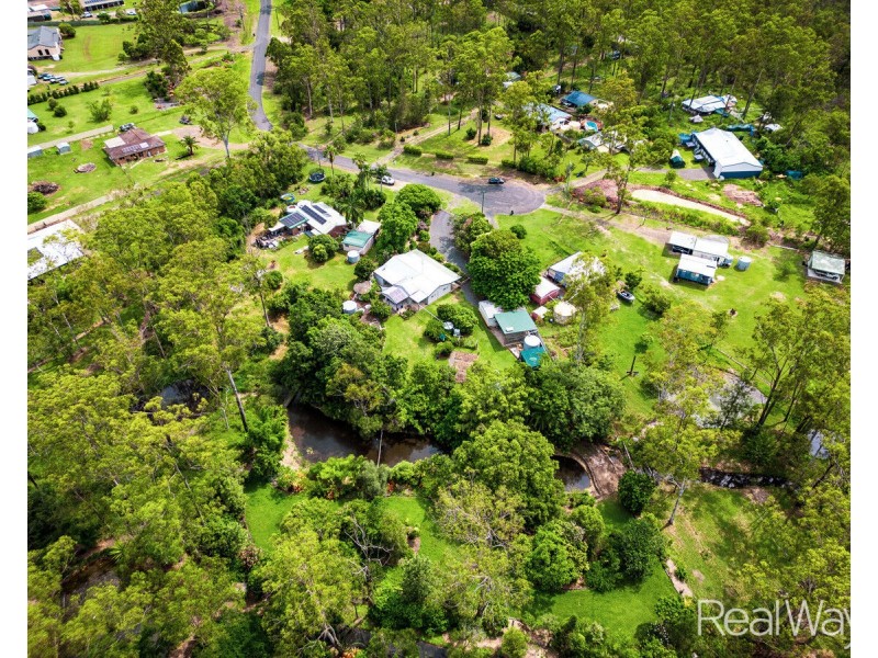 9 De Ville Court, South Bingera QLD 4670