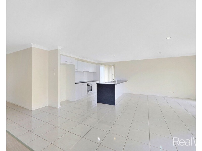 9 Fixter Avenue, Kalkie QLD 4670