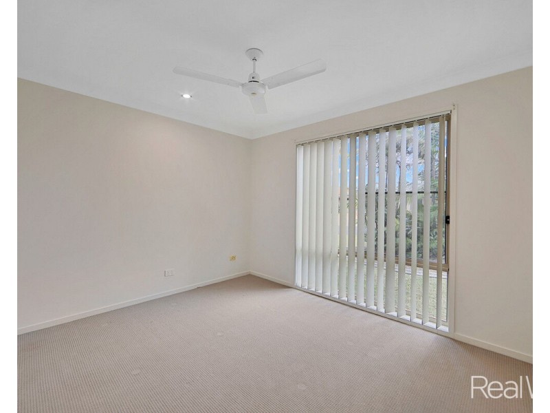 9 Fixter Avenue, Kalkie QLD 4670