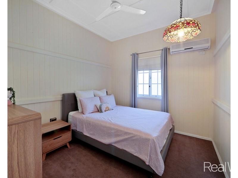17 Rowland Street, Bundaberg South QLD 4670