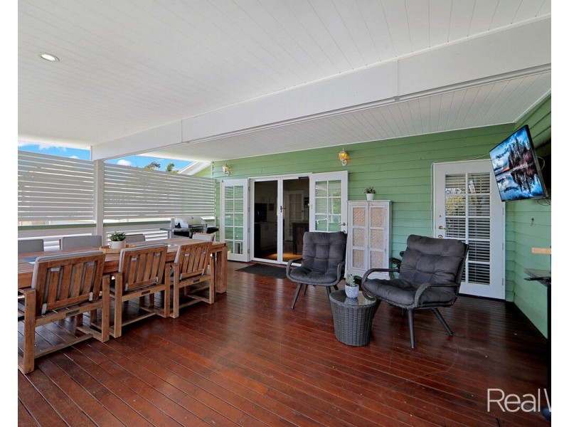 17 Rowland Street, Bundaberg South QLD 4670