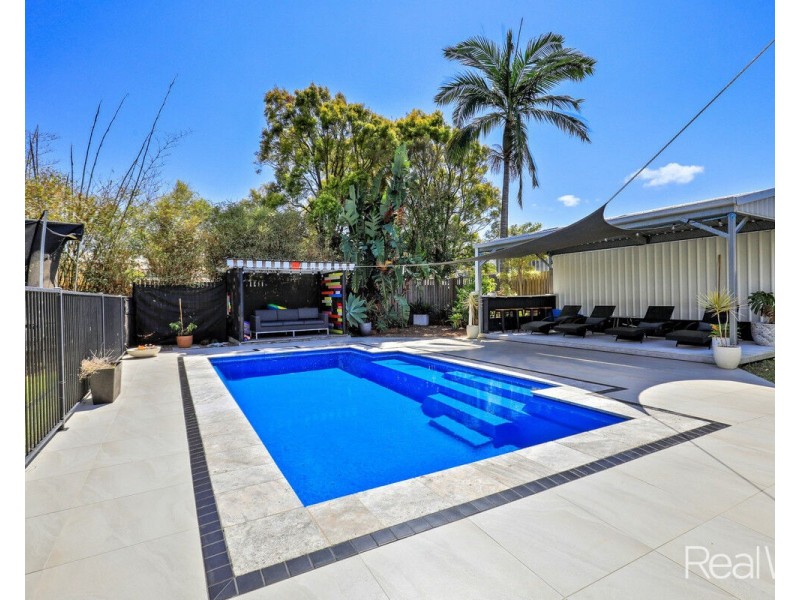 17 Rowland Street, Bundaberg South QLD 4670