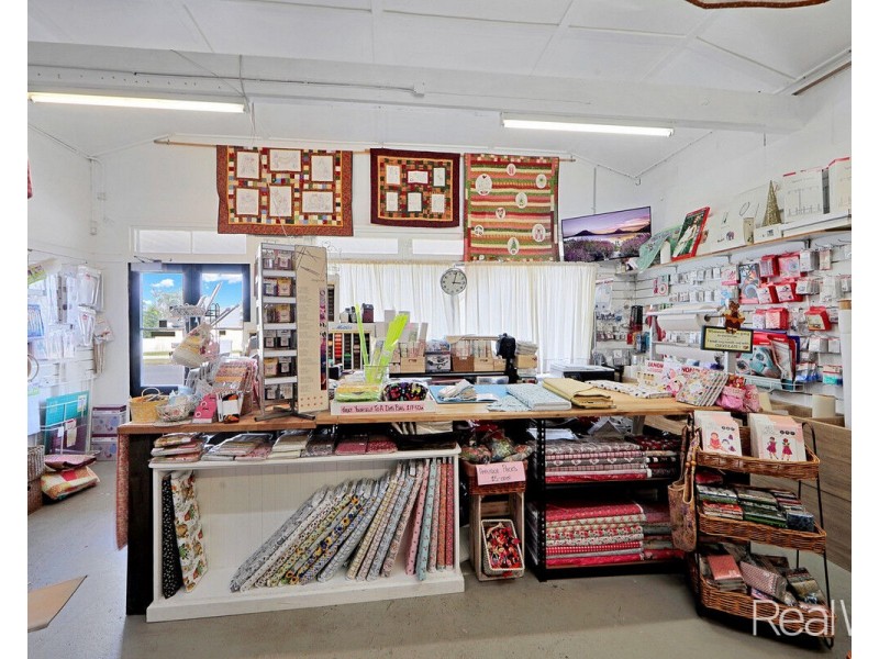 77 Boundary Street, Walkervale QLD 4670