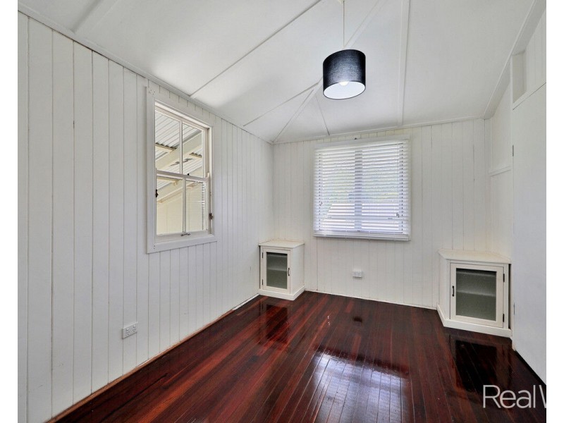 17 Redgwell Close, Apple Tree Creek QLD 4660