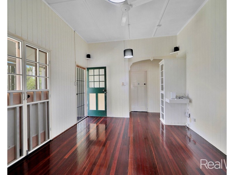 17 Redgwell Close, Apple Tree Creek QLD 4660