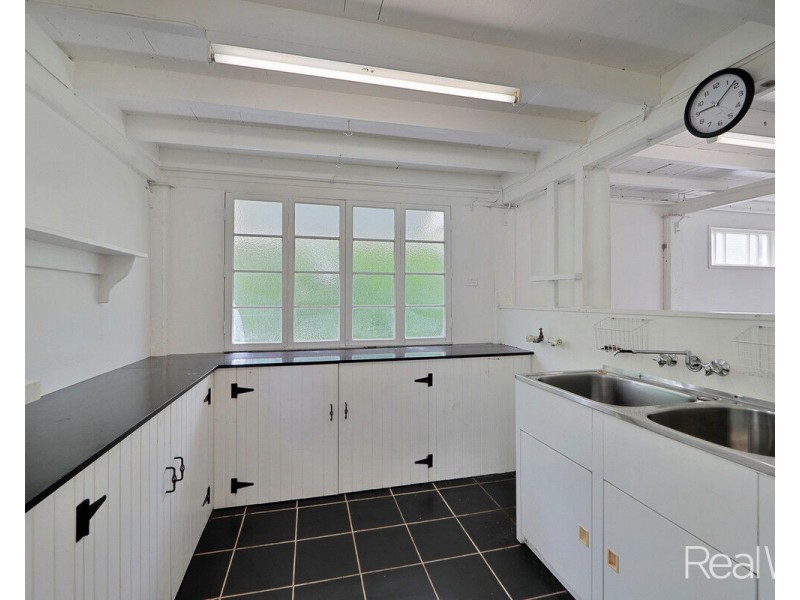 17 Redgwell Close, Apple Tree Creek QLD 4660