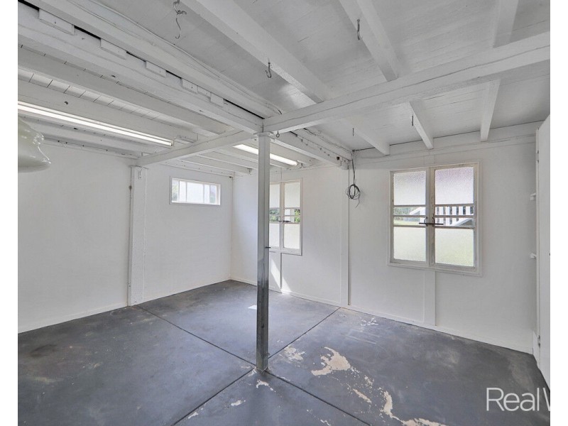 17 Redgwell Close, Apple Tree Creek QLD 4660