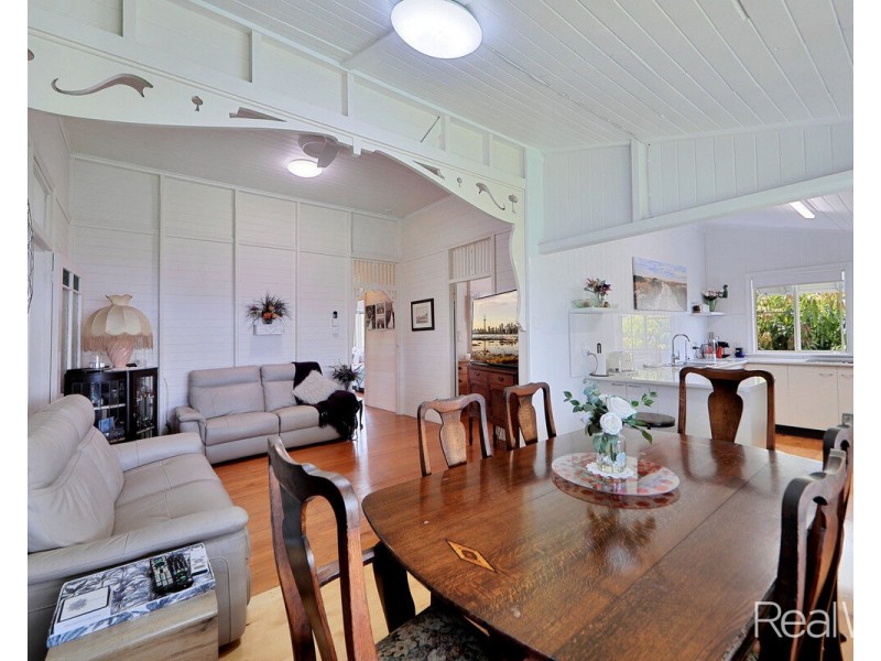 27 Crofton Street, Bundaberg West QLD 4670