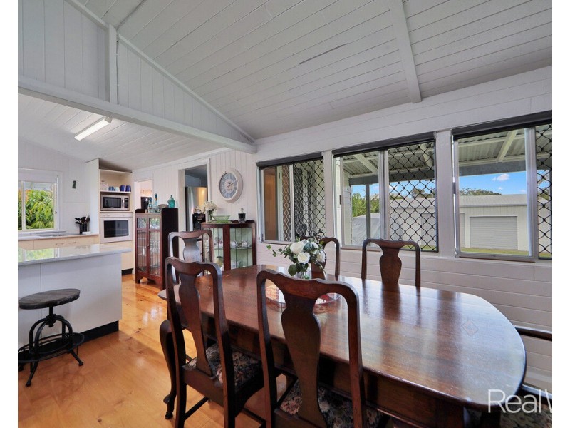 27 Crofton Street, Bundaberg West QLD 4670