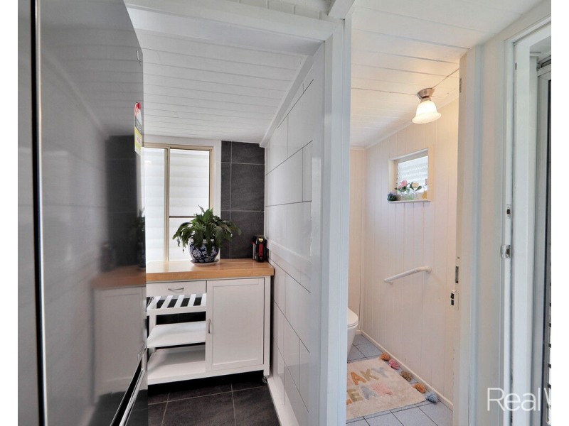 27 Crofton Street, Bundaberg West QLD 4670