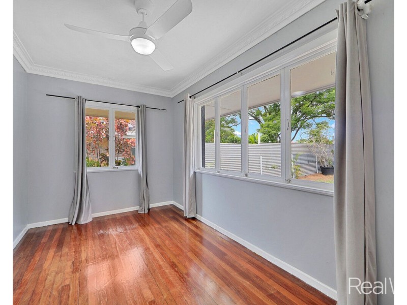 182 Walker Street, Svensson Heights QLD 4670