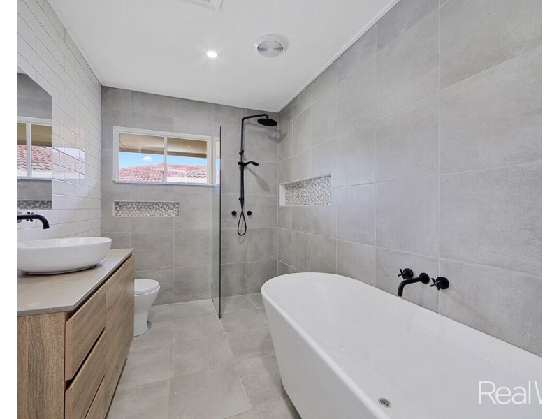 182 Walker Street, Svensson Heights QLD 4670