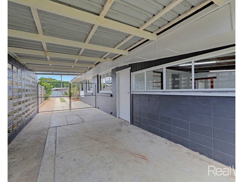182 Walker Street, Svensson Heights QLD 4670