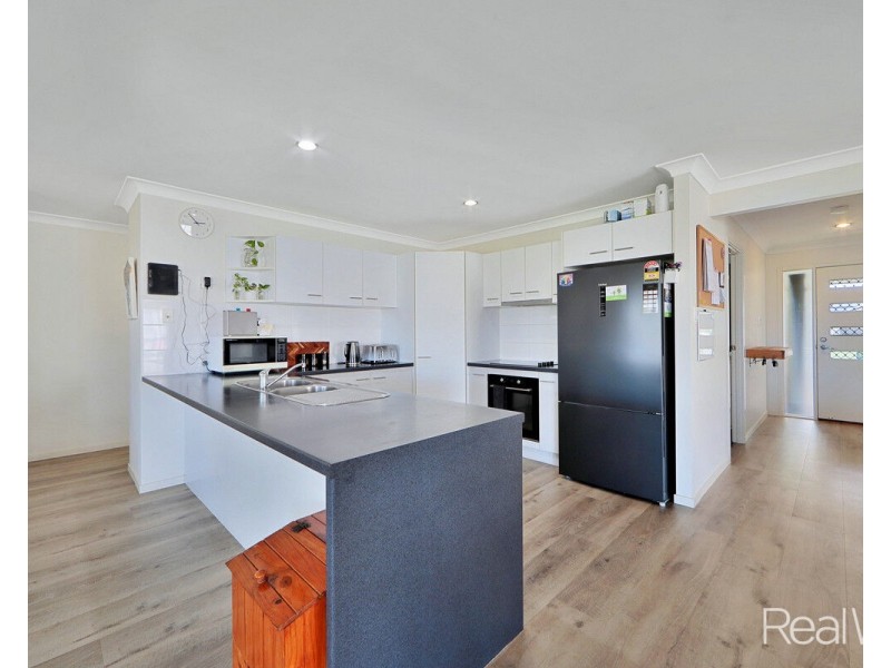 11 Zac Street, Kalkie QLD 4670