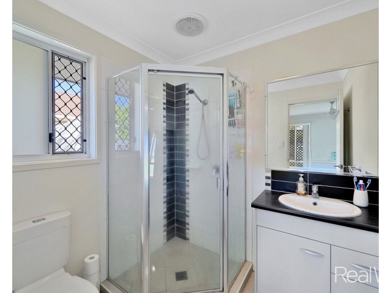 11 Zac Street, Kalkie QLD 4670