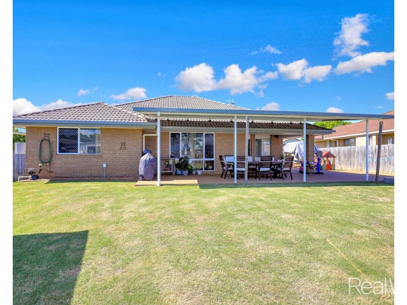 11 Zac Street, Kalkie QLD 4670
