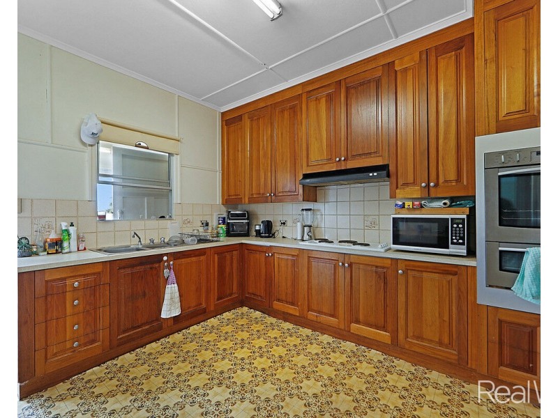 12 Steffensen Street, Svensson Heights QLD 4670