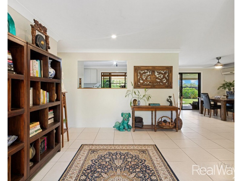 4 Slalom Crescent, Branyan QLD 4670