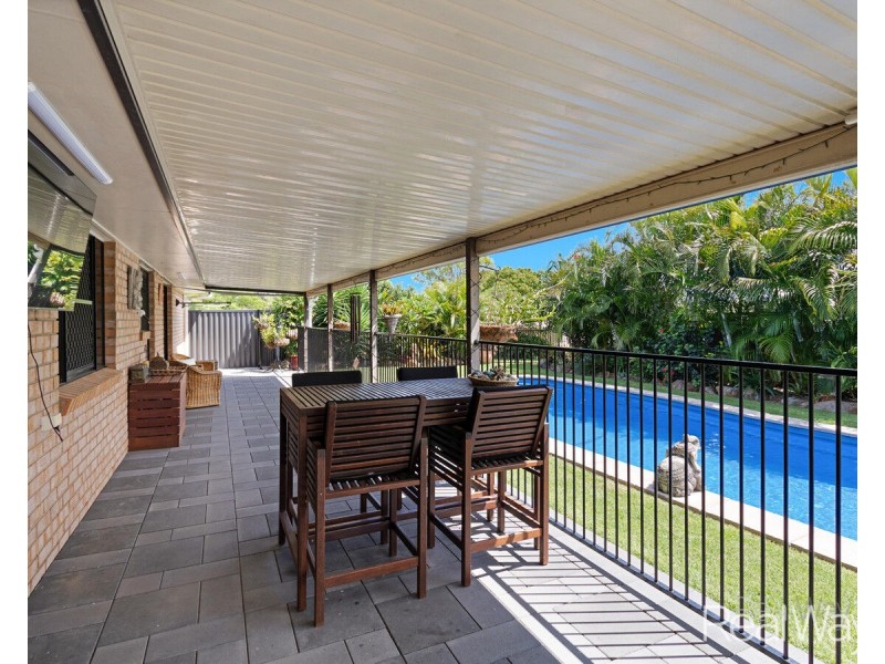 4 Slalom Crescent, Branyan QLD 4670