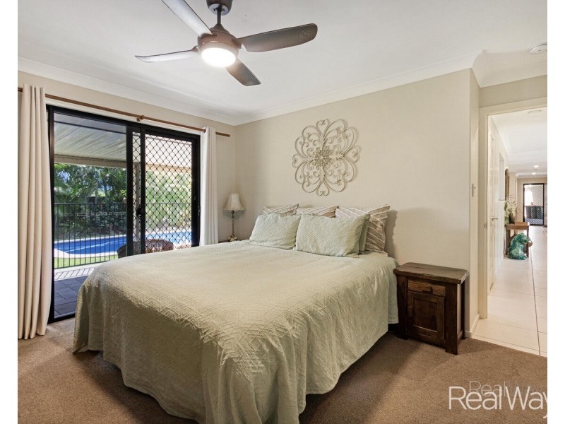 4 Slalom Crescent, Branyan QLD 4670