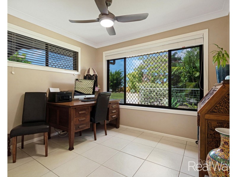 4 Slalom Crescent, Branyan QLD 4670