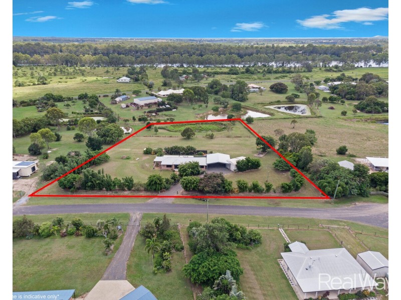 4 Slalom Crescent, Branyan QLD 4670