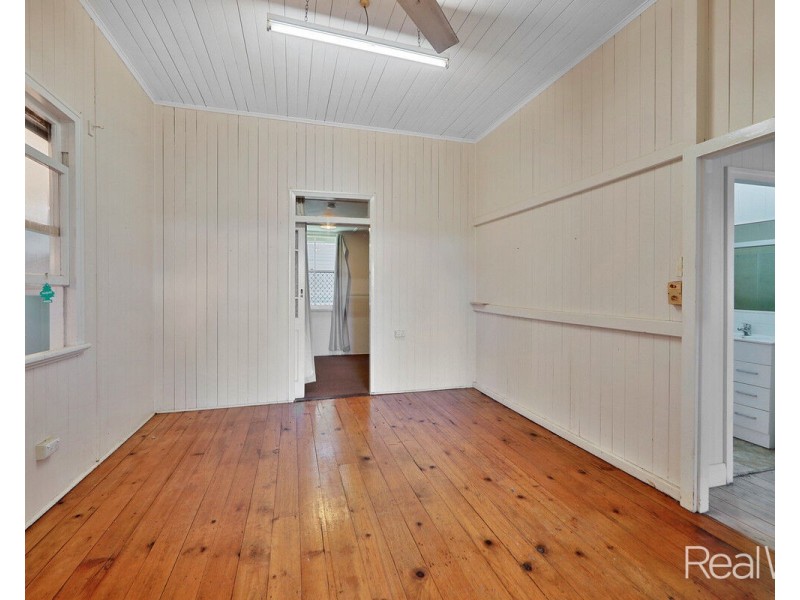 47 Alice Street, Walkervale QLD 4670