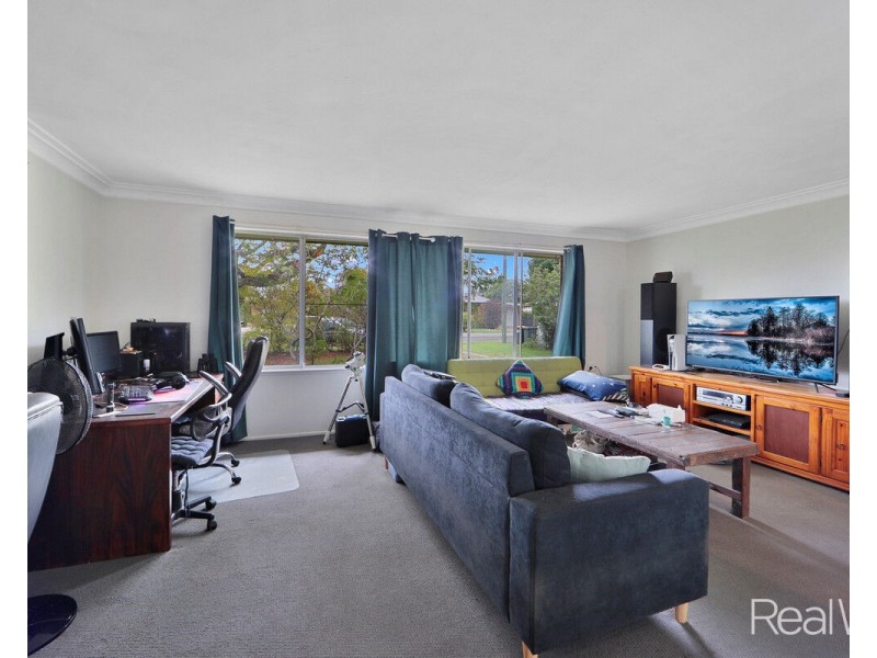 13 Redmond Street, Avenell Heights QLD 4670