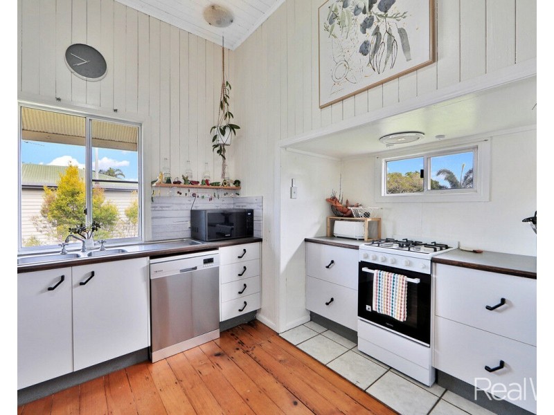 17 May Street, Walkervale QLD 4670