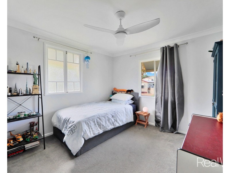 17 May Street, Walkervale QLD 4670
