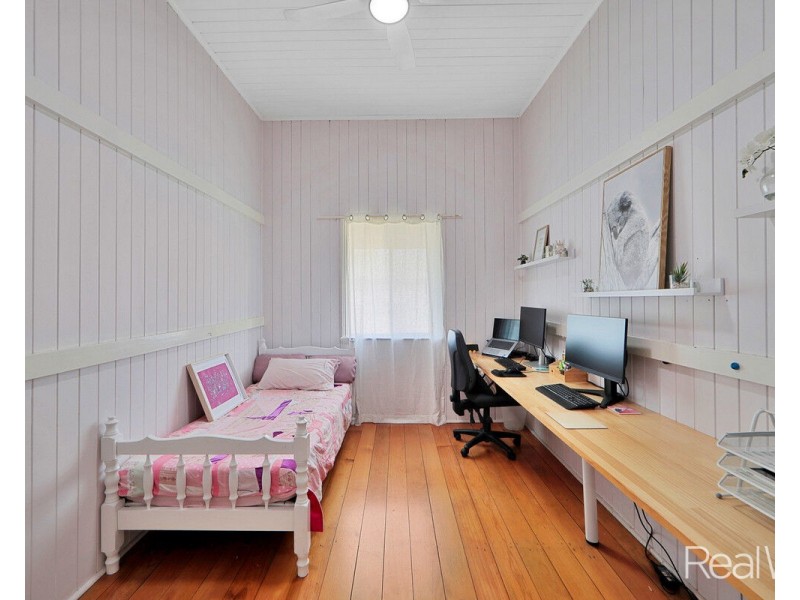 17 May Street, Walkervale QLD 4670