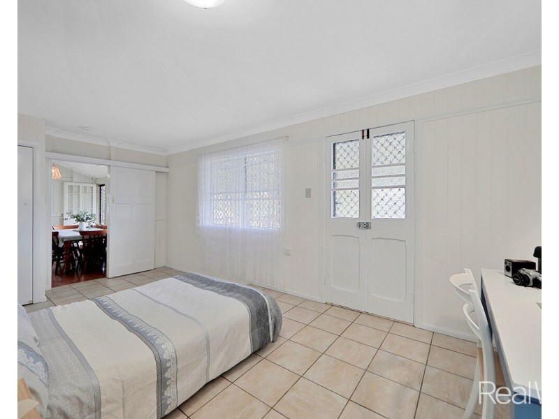 17 May Street, Walkervale QLD 4670