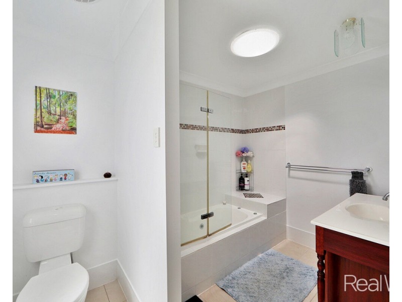 17 May Street, Walkervale QLD 4670