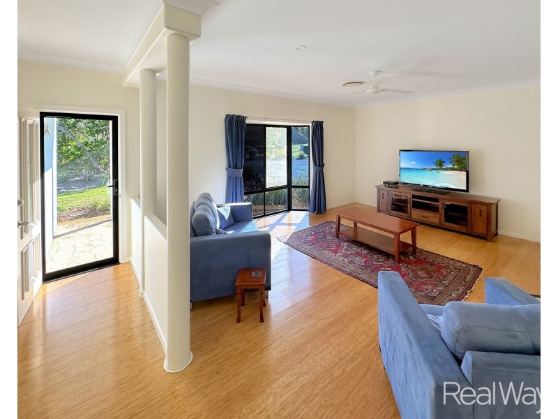 48 Currawong Road, Gooburrum QLD 4670