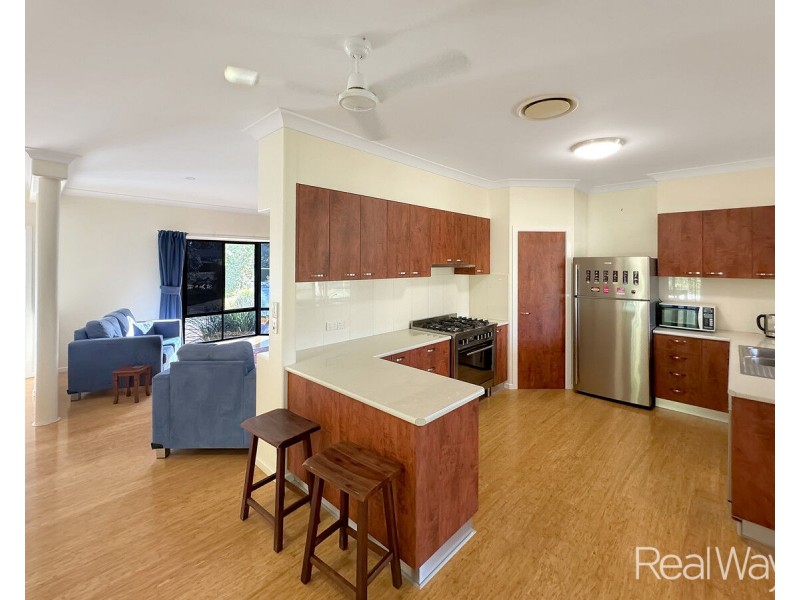 48 Currawong Road, Gooburrum QLD 4670