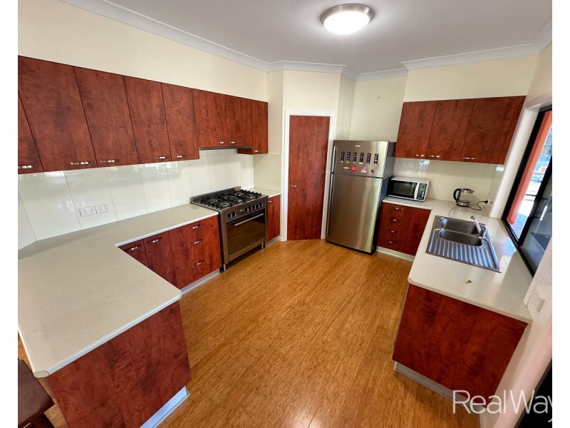 48 Currawong Road, Gooburrum QLD 4670