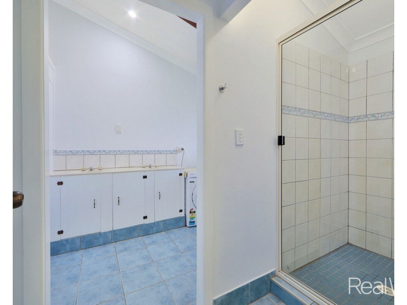 27 Shell Street, Burnett Heads QLD 4670