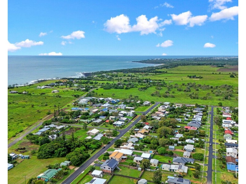 27 Shell Street, Burnett Heads QLD 4670