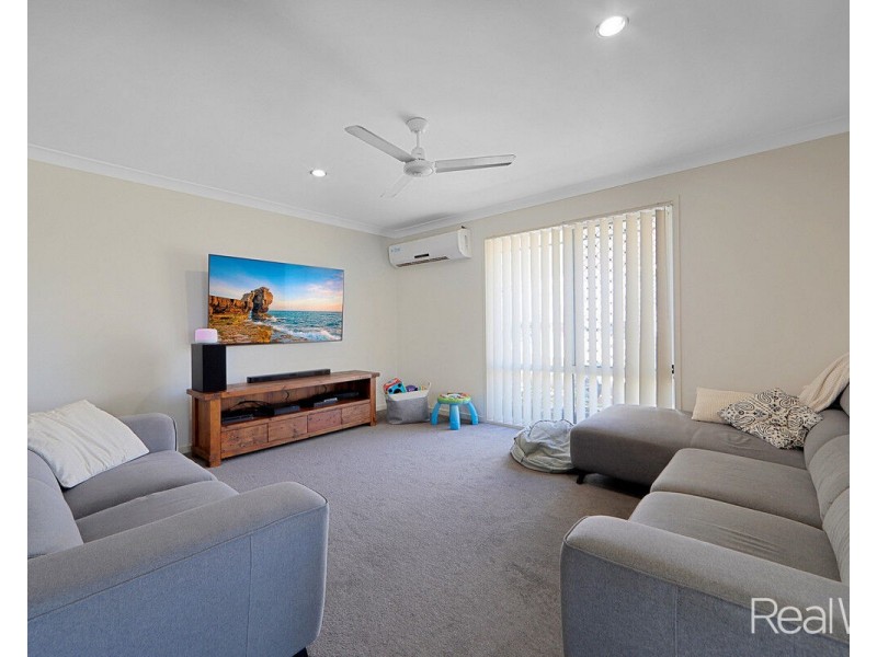 11 Zac Street, Kalkie QLD 4670